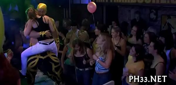 cheeks sucking rod in club